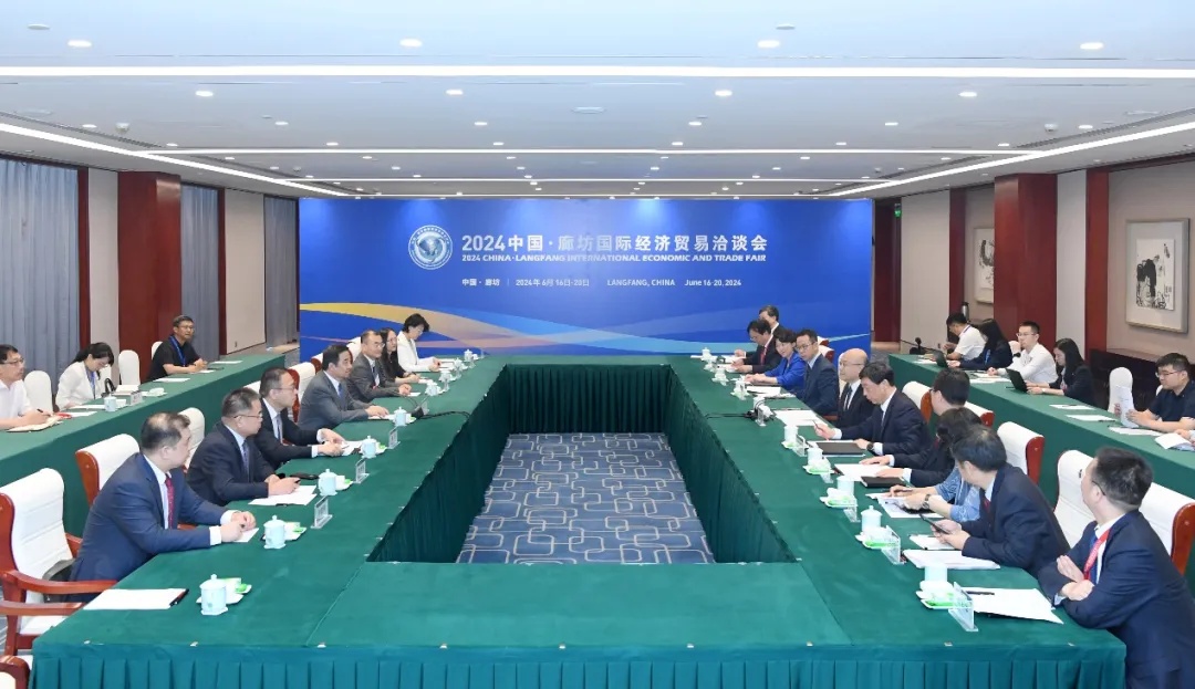 白忠泉董事長與河北省王正譜省長會(huì)談